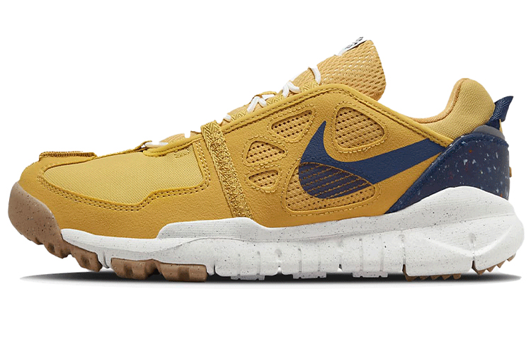Nike Free Terra Vista Next Nature Goldtone
