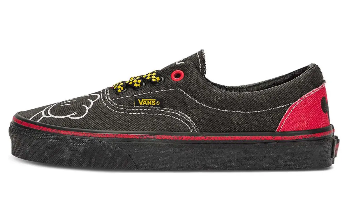 Vans x Disney Low top Canvas Shoes Unisex Black Red