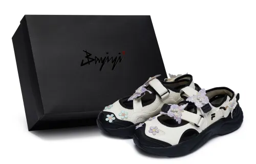 FILA Fusion 811 Manufacturing, Dream Butterfly, Special Shoe Box Beach Sandals Women's Black White