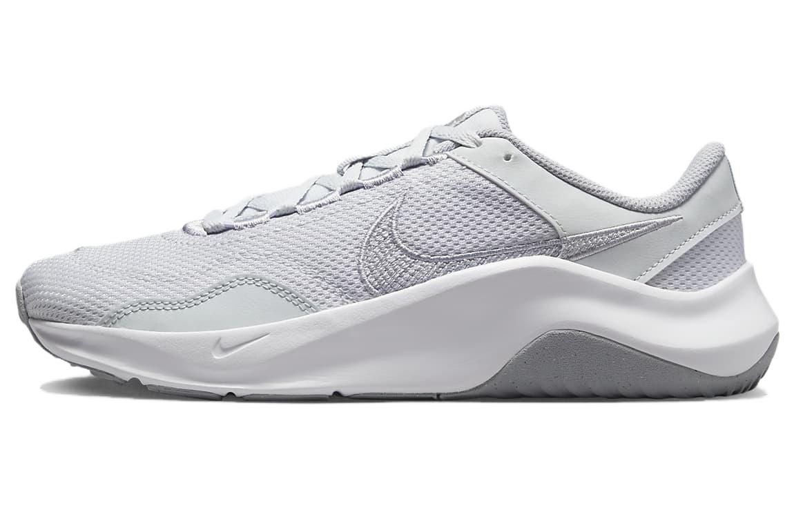 Женские кроссовки Nike Legend Essential 3 (белые)