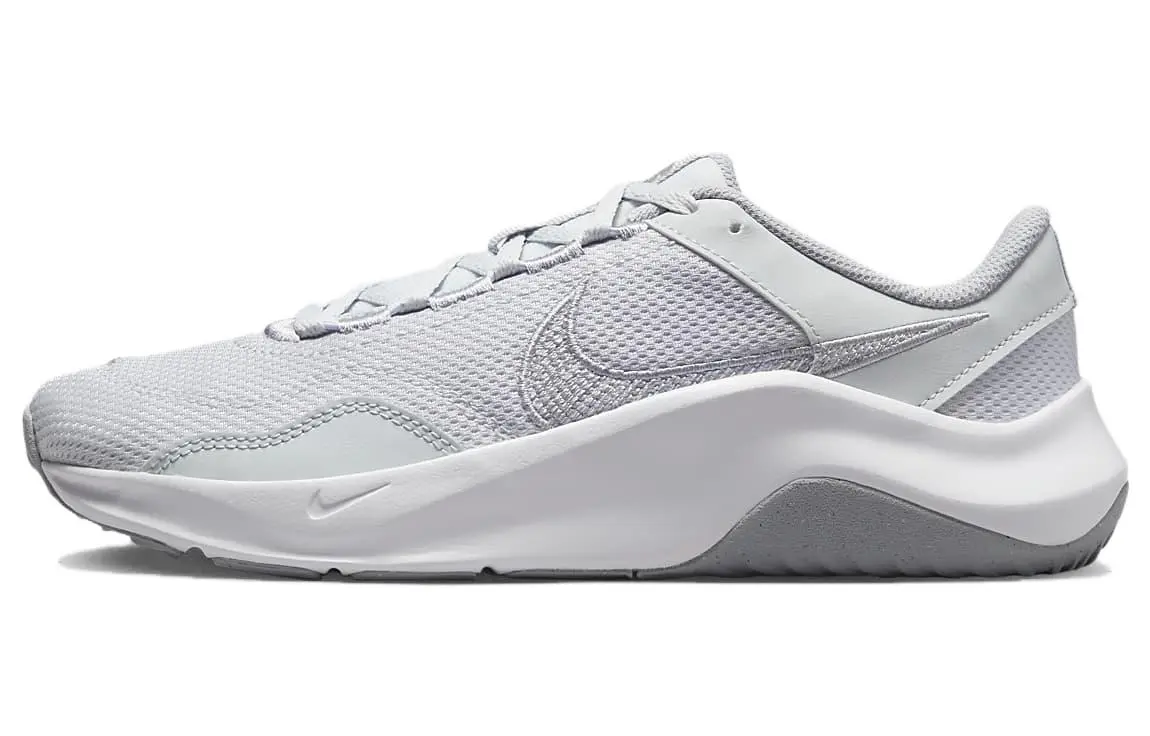 Nike Women's Legend Essential 3 Next Nature 'Pure Platinum Silver'