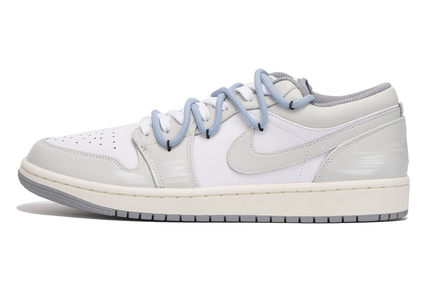 Jordan Air Jordan 1 Slip Resistant Coverage Low top Vintage Basketball Shoes Men’s Gray White