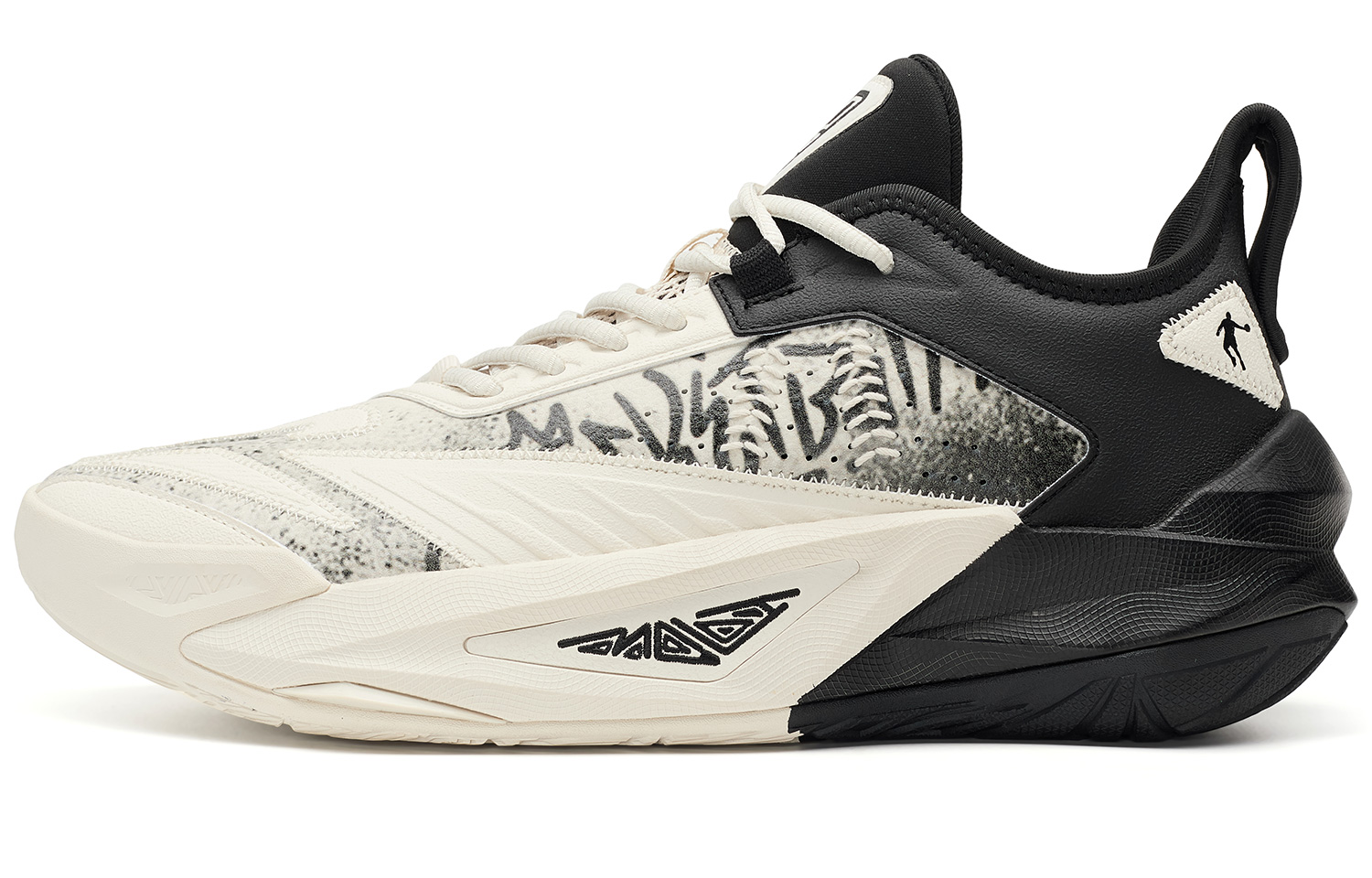 QIAODAN Cushioning, Wear Resistant Low top Basketball Shoes Men’s Antique Porcelain White Black