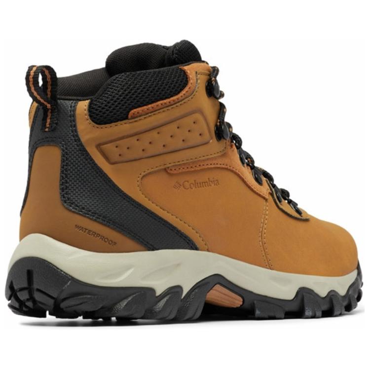 Columbia Hiking Slip Resistant Abrasion Resistant Mid top Hiking Shoes Men’s Khaki