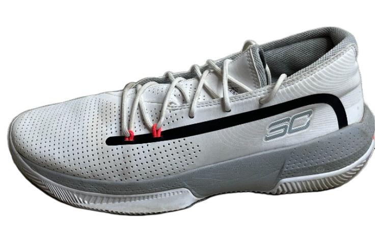 Under Armour Comfortable universal shock-absorbing non-slip low white basketball shoes
