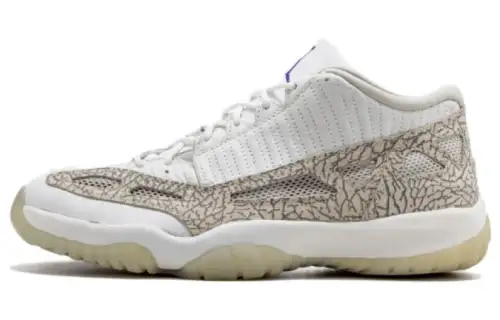 Jordan 11 Retro Low Ie Cobalt 2003