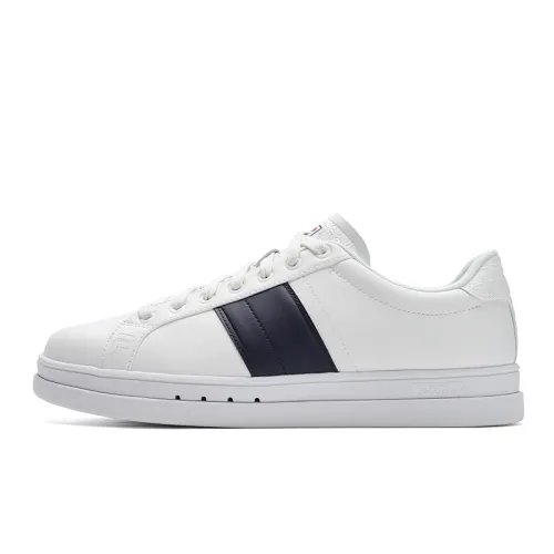 FILA Vigor Low top Tennis Shoes Men's White Medium White
