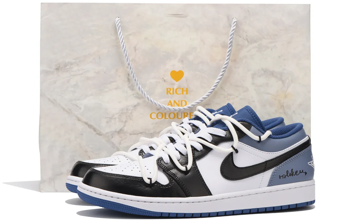 Jordan Air Jordan 1 Low top Vintage Basketball Shoes Men's Black White Blue