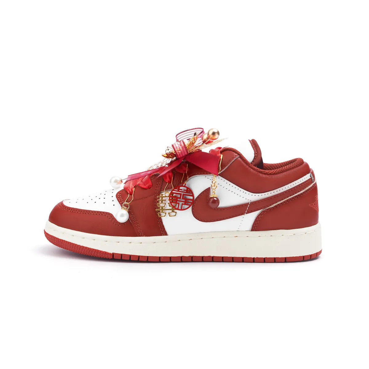 Jordan Air Jordan 1 Slip Resistant Abrasion Resistant Low top Vintage Basketball Shoes Women's Red