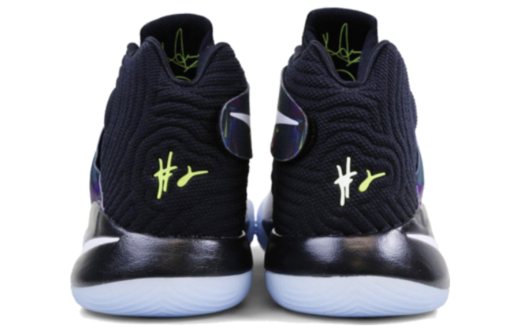 Мужские кроссовки Nike Kyrie 2 Parade (черно-белые) — фото 4