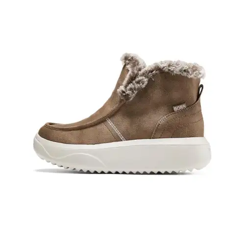 Skechers Bob's Abrasion Resistant Short Snow Boots Women's Chestnut