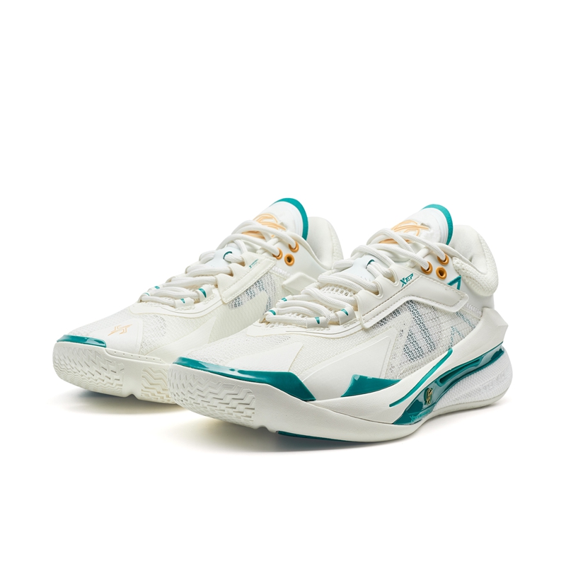 XTEP Cushioning Anti Rollover Low top Basketball Shoes Men’s Sail White Nighttime Green