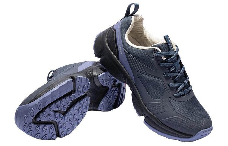 TOREAD Slip Resistant Abrasion Resistant Low top Mountaineering & Hiking Shoes Women’s Blue Purple