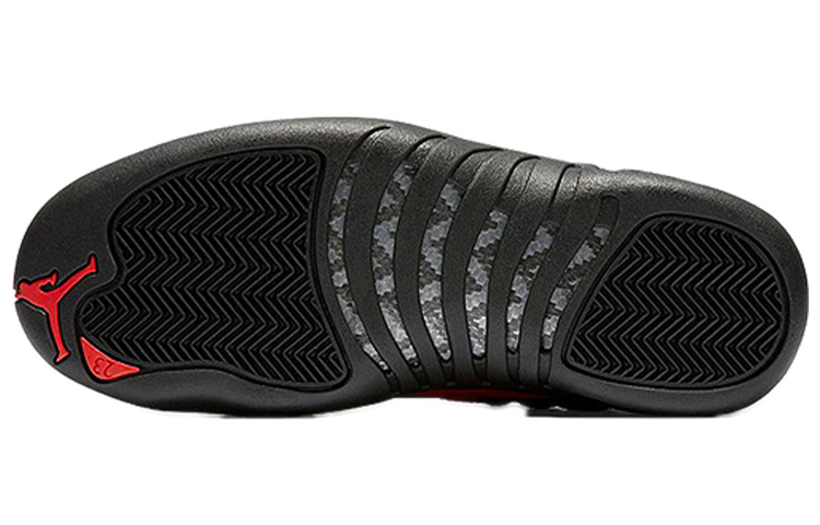 Мужские кроссовки Jordan Air Jordan 12 Low (черно-оранжевые) — фото 5