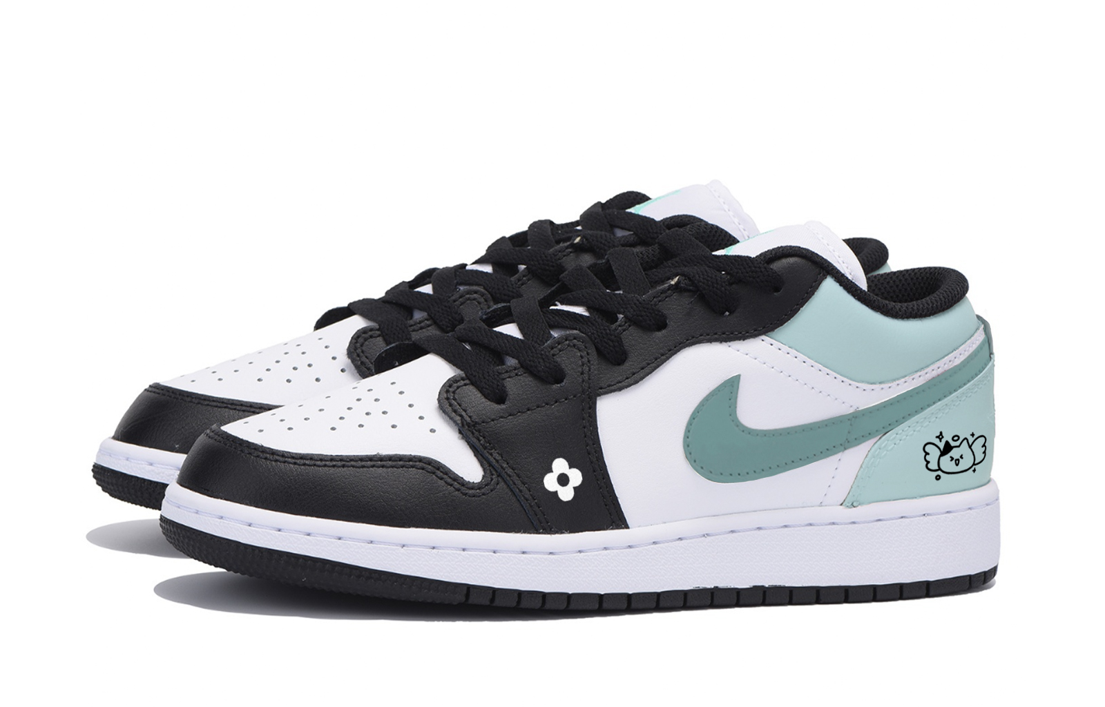 Jordan Air Jordan 1 Sweet, Cool, And Vintage, Special Shoe Box Low top Vintage Basketball Shoes Men’s White Tiffany