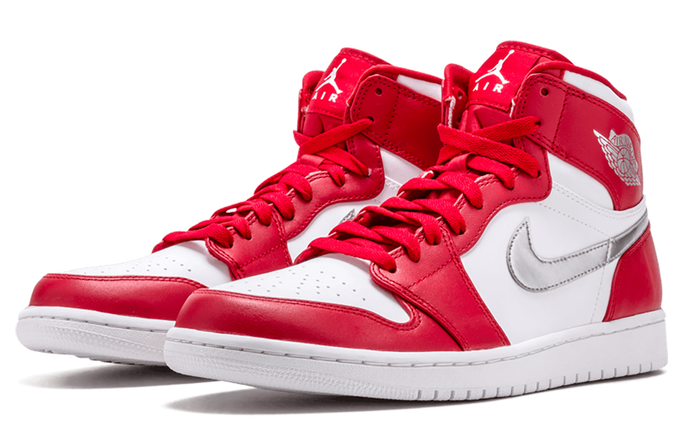 Jordan 1 Retro Silver Medal