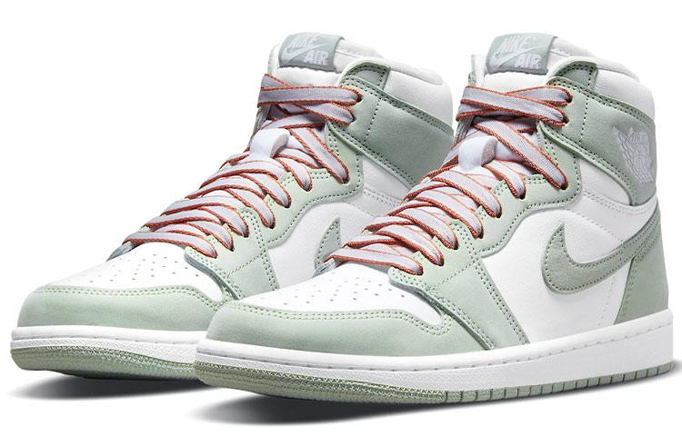 Air Jordan 1 Retro High Og ‘Seafoam’ Women’s