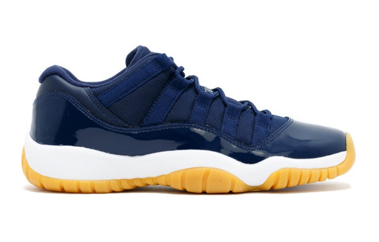 Air Jordan 11 Retro Low ‘Navy Gum’ Gs