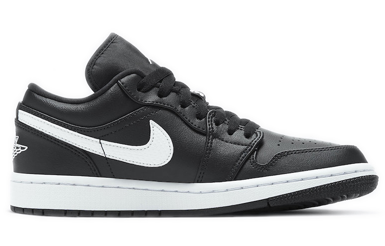 Air Jordan 1 Low ‘Black’ Women’s