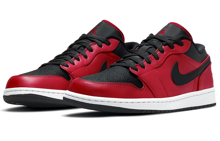 Air Jordan 1 Low ‘Reverse Bred Pebbled Swoosh’