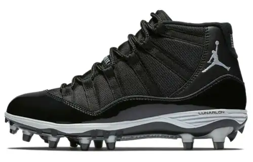Jordan 11 Retro Cleat Black