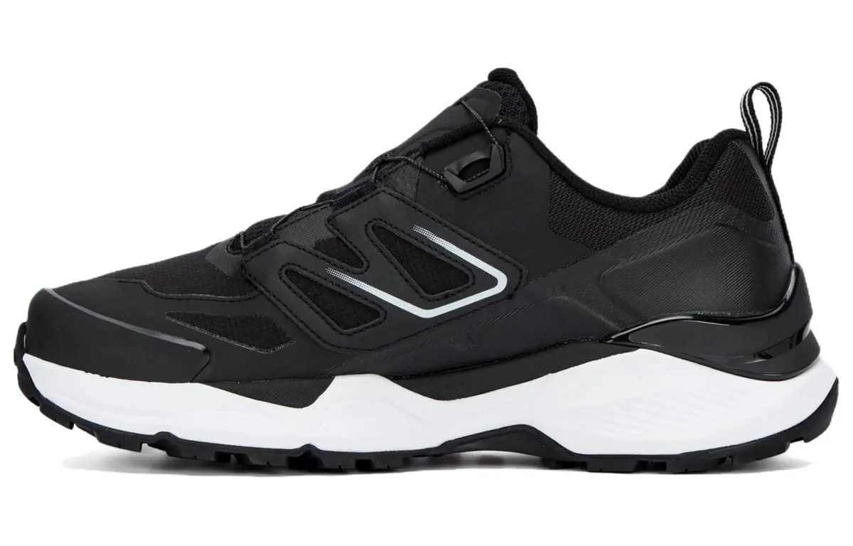THE NORTH FACE ENERGY TECH LITE Low top Hiking Shoes Women's Black White