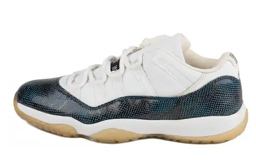 Jordan 11 Low Navy Snakeskin 2001