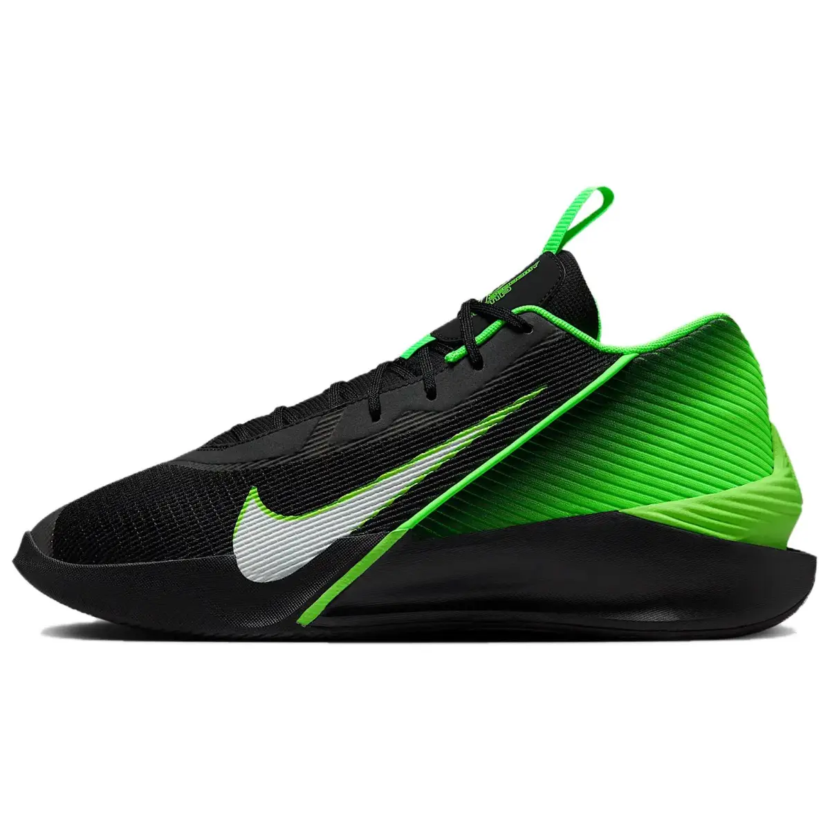 Nike Low top Basketball Shoes Men's Black Green