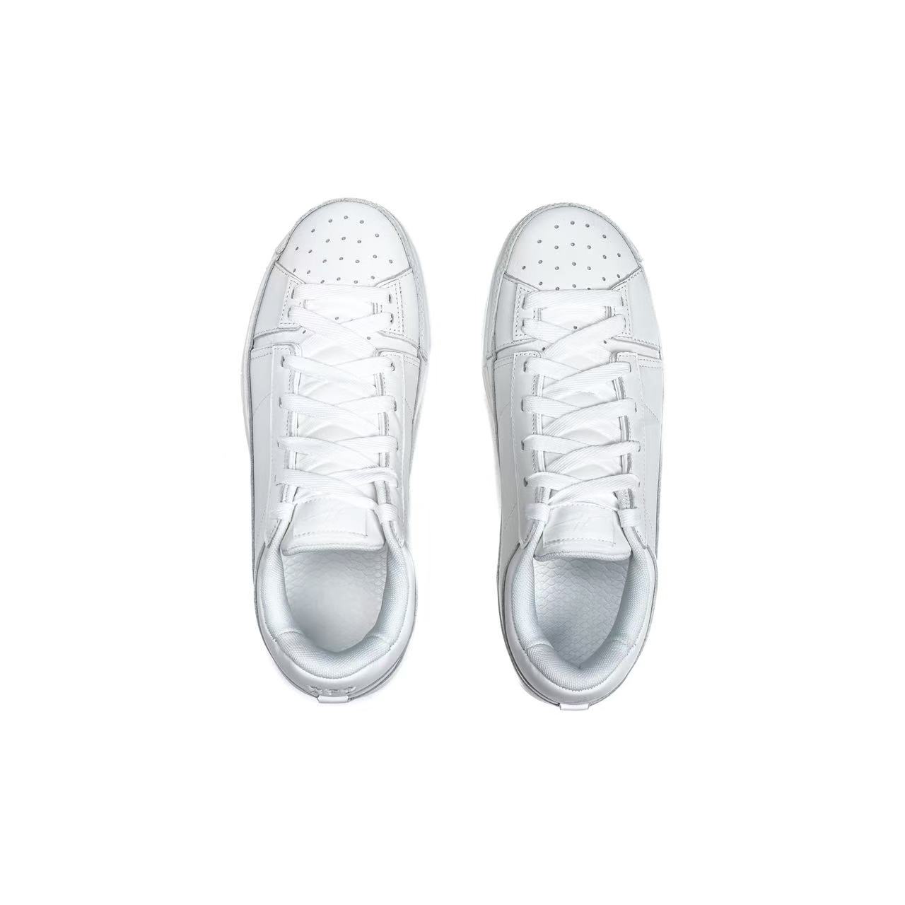 Serious Player Only Low top Basketball Shoes Men’s White
