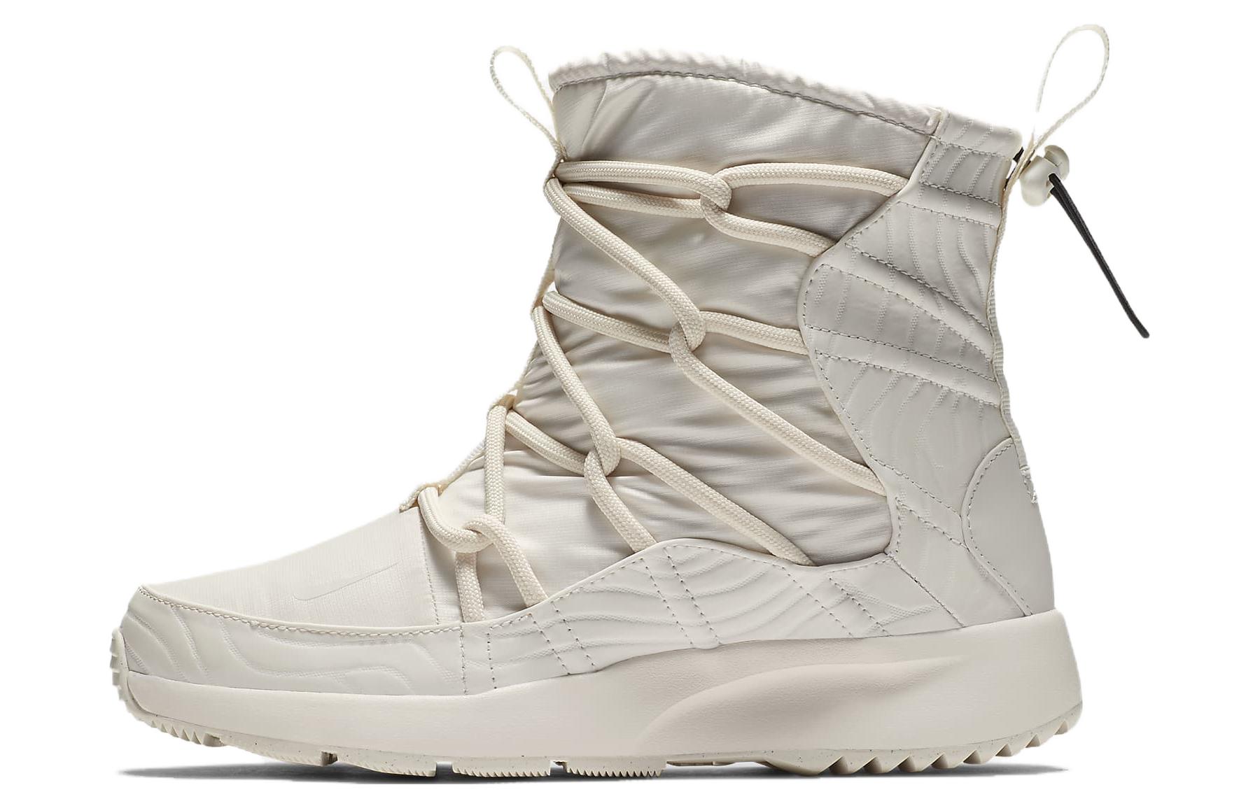 Nike Tanjun Casual Comfort Short Snow Boots Women's White