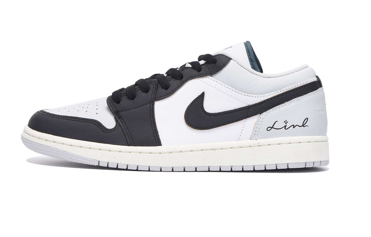 Jordan Air Jordan 1 Slip Resistant Abrasion Resistant Low top Vintage Basketball Shoes Men’s Black Gray