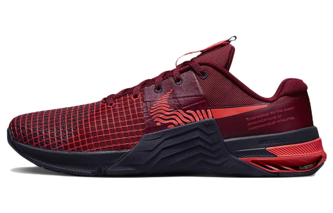 Nike Metcon 8 FlyEase shock-absorbing, non-slip, wear-resistant, low-top training shoes, red and black