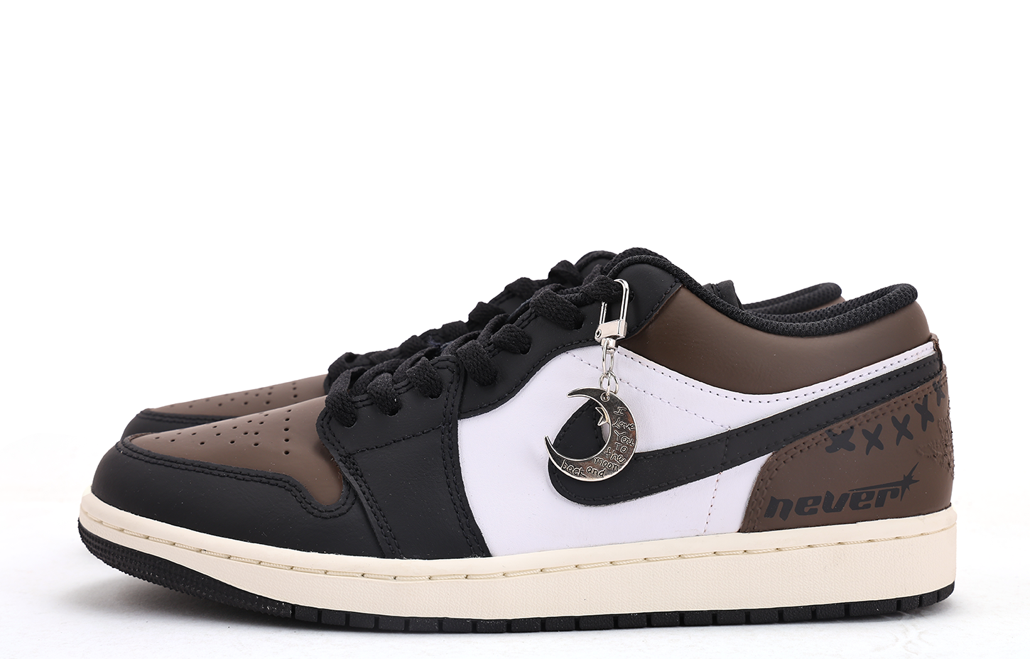 Jordan Air Jordan 1 Abrasion Resistant Coverage Low top Vintage Basketball Shoes Men’s Black Brown
