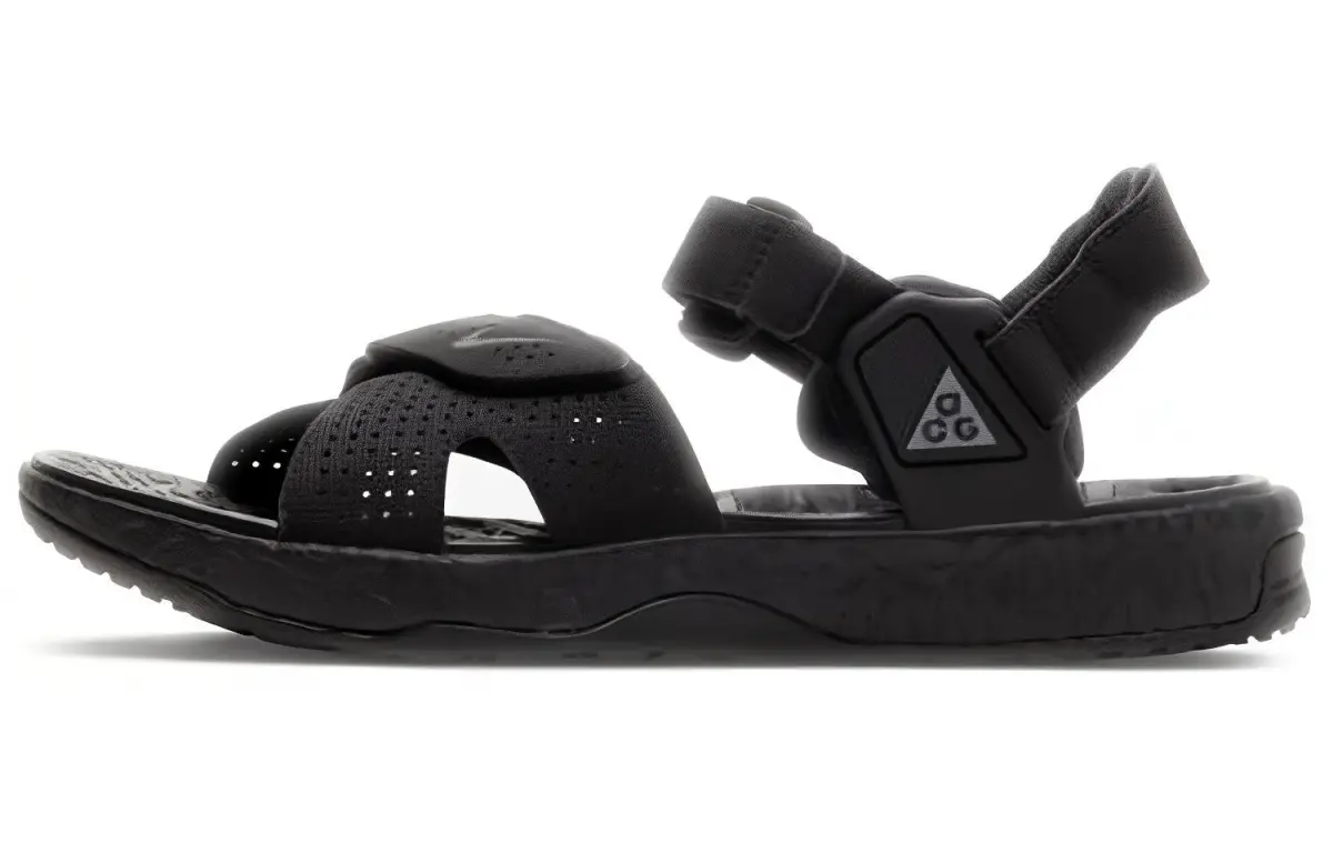 Nike Acg Air Deschutz Triple Black