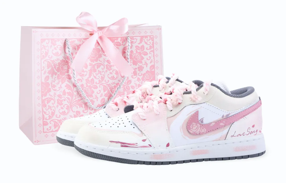 Jordan Air Jordan 1 Drippy Love Journal 2 Abrasion Resistant Abrasion Resistant Low top Vintage Basketball Shoes Unisex