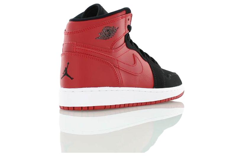 Женские кроссовки Jordan Air Jordan 1 Retro High (черно-красные) — Чёрный / красный — фото 5