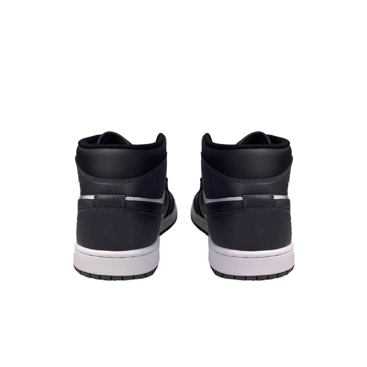 Jordan Air Jordan 1 Mid top Vintage Basketball Shoes Unisex Black White
