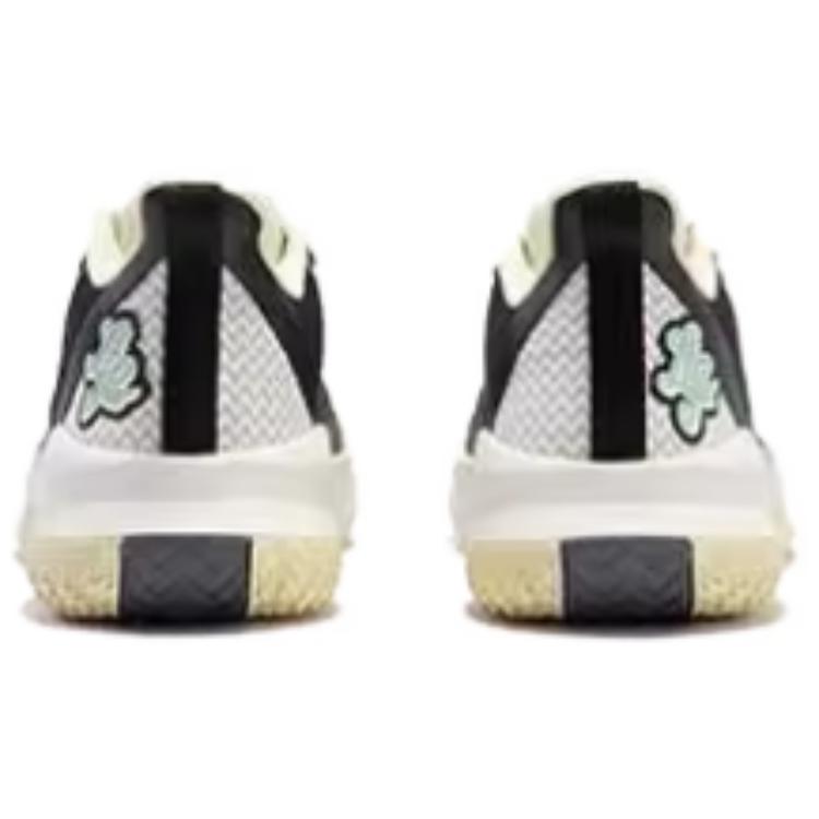 361° Burning War 4.0 Slip Resistant Abrasion Resistant Low top Basketball Shoes Men’s Black White