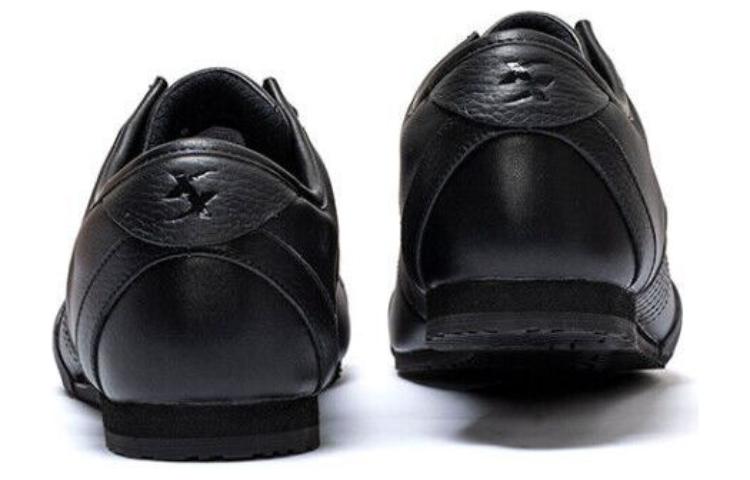 XTEP Comfortable Cushioning Slip Resistant Low top Training Shoes Men’s Black
