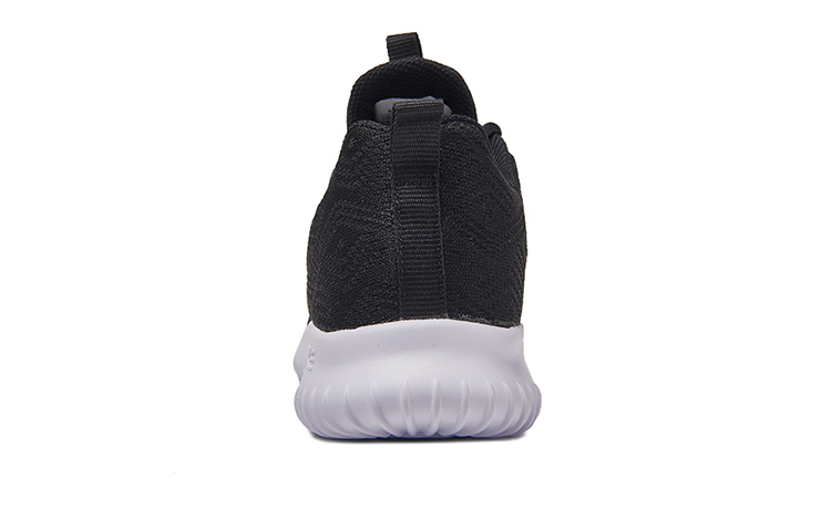Erke Training Shoes Men’s Low Top Jet Black