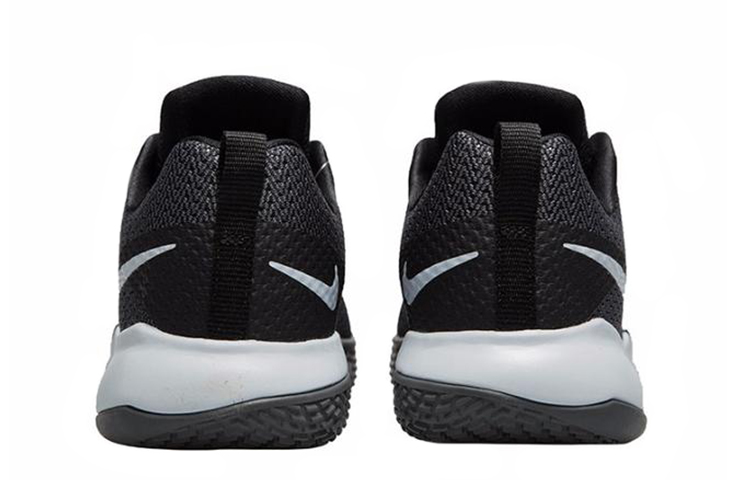 Мужские кроссовки Nike Zoom Live 2 EP (черно-белые) — фото 4