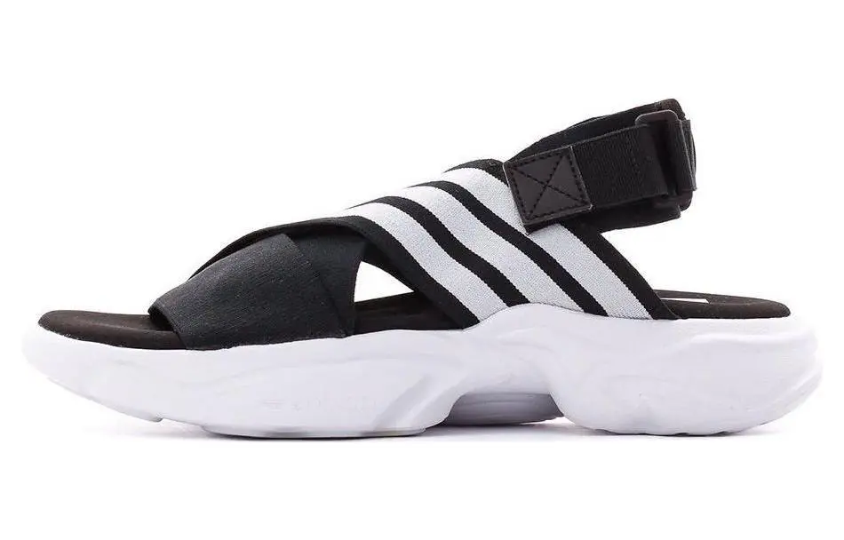 Adidas Wmns Magmur 'Black White' Women's
