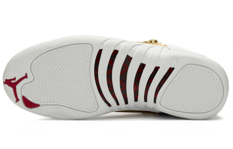 Мужские кроссовки Jordan Jordan Air Jordan 12 FIBA 2019 (бело-золотые) — фото 5