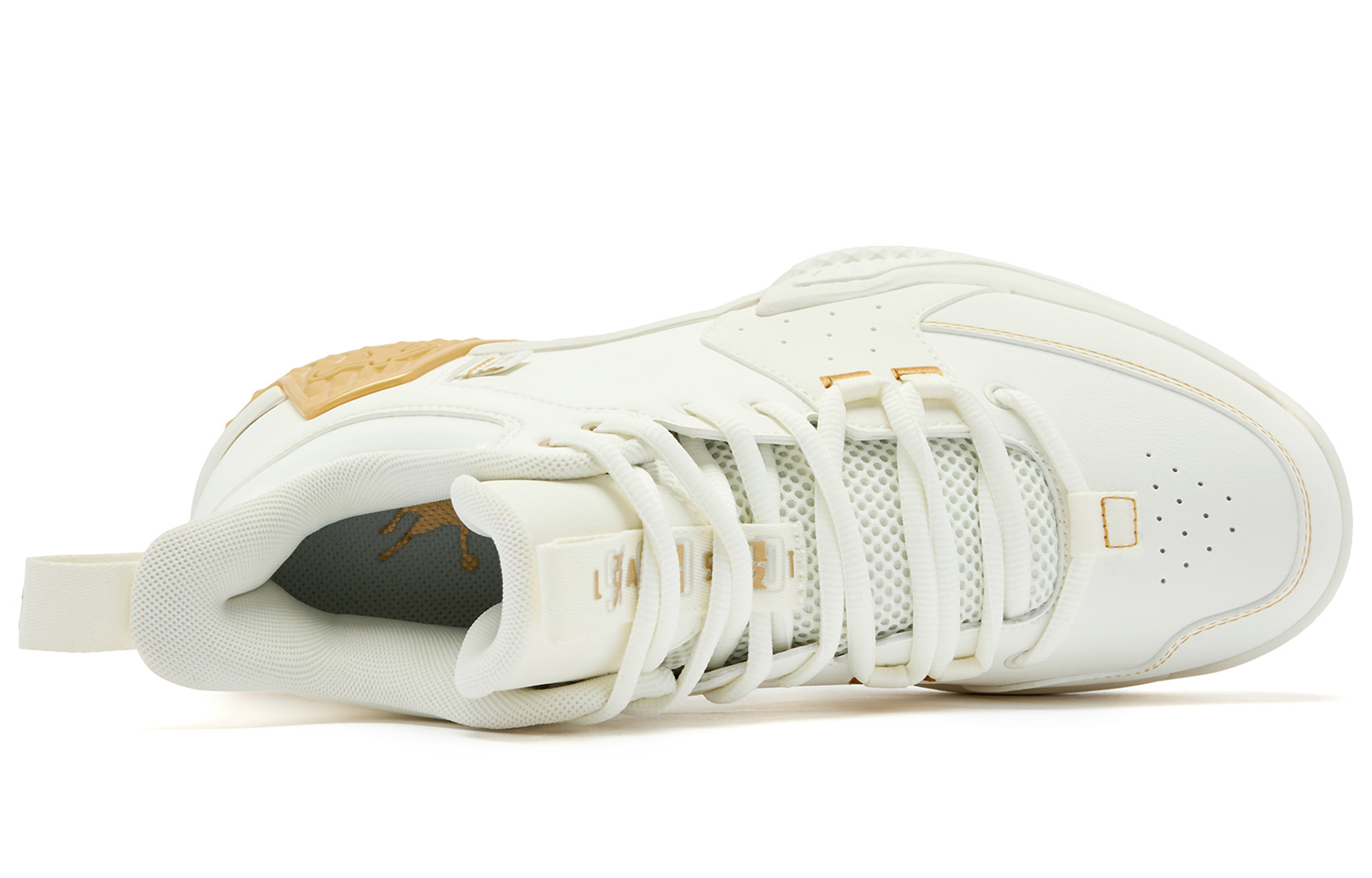 QIAODAN Killing Move 1.0 Slip Resistant Abrasion Resistant Low top Basketball Shoes Men’s White Gold