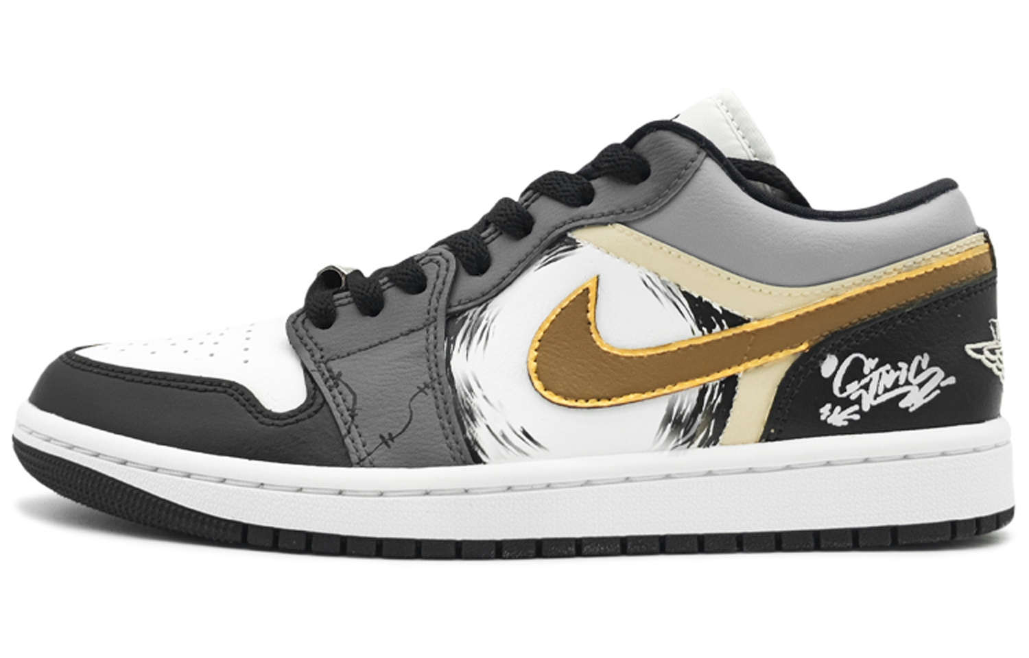 Jordan Air Jordan 1 'Panda Low top Vintage Basketball Shoes Women's Black Gold