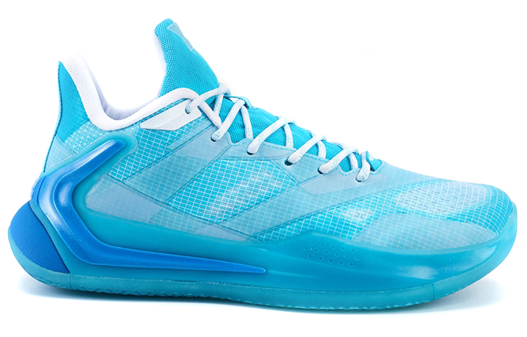XTEP Basketball Shoes Men’s Low Top New White/Sky Blue