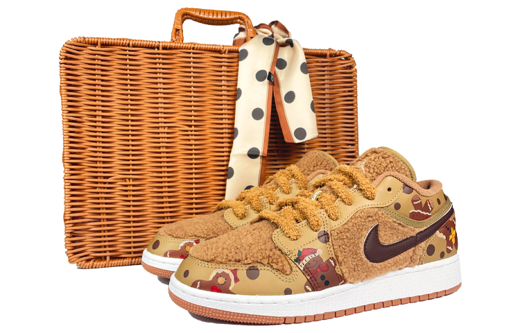 Jordan Air Jordan 1 Abrasion Resistant Abrasion Resistant Low top Vintage Basketball Shoes Women’s Brown