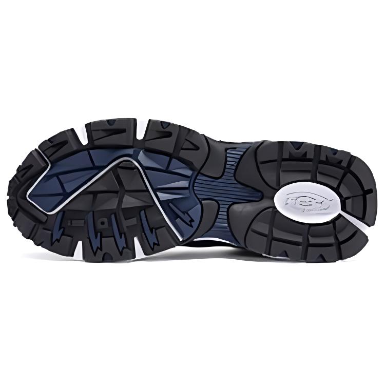 Skechers Stamina Cushioning, Wear Resistant Low top Hiking Shoes Men’s Black
