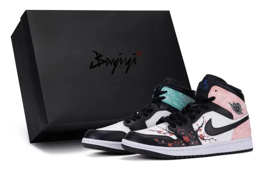 Jordan Air Jordan 1 Mid 'Hyper Royal' Mid top Vintage Basketball Shoes Men's Black White