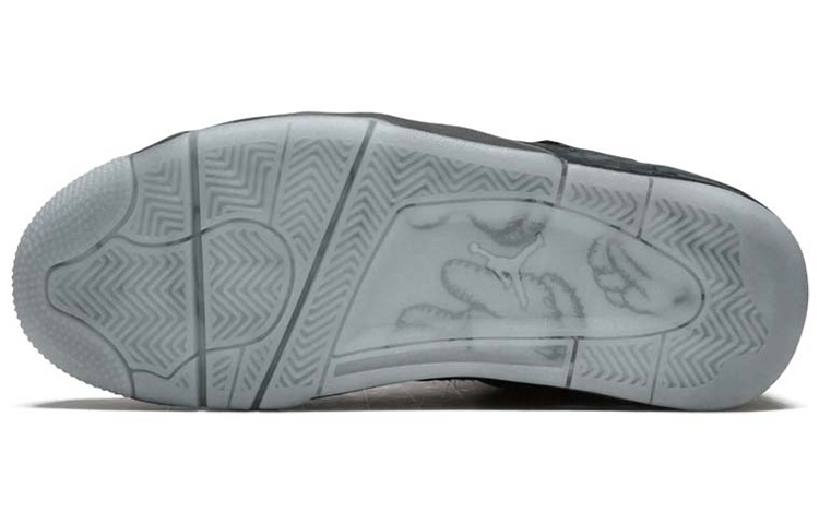 Мужские кроссовки Jordan Air Jordan 4 kaws black (черные) — 黑/夜光 — фото 6
